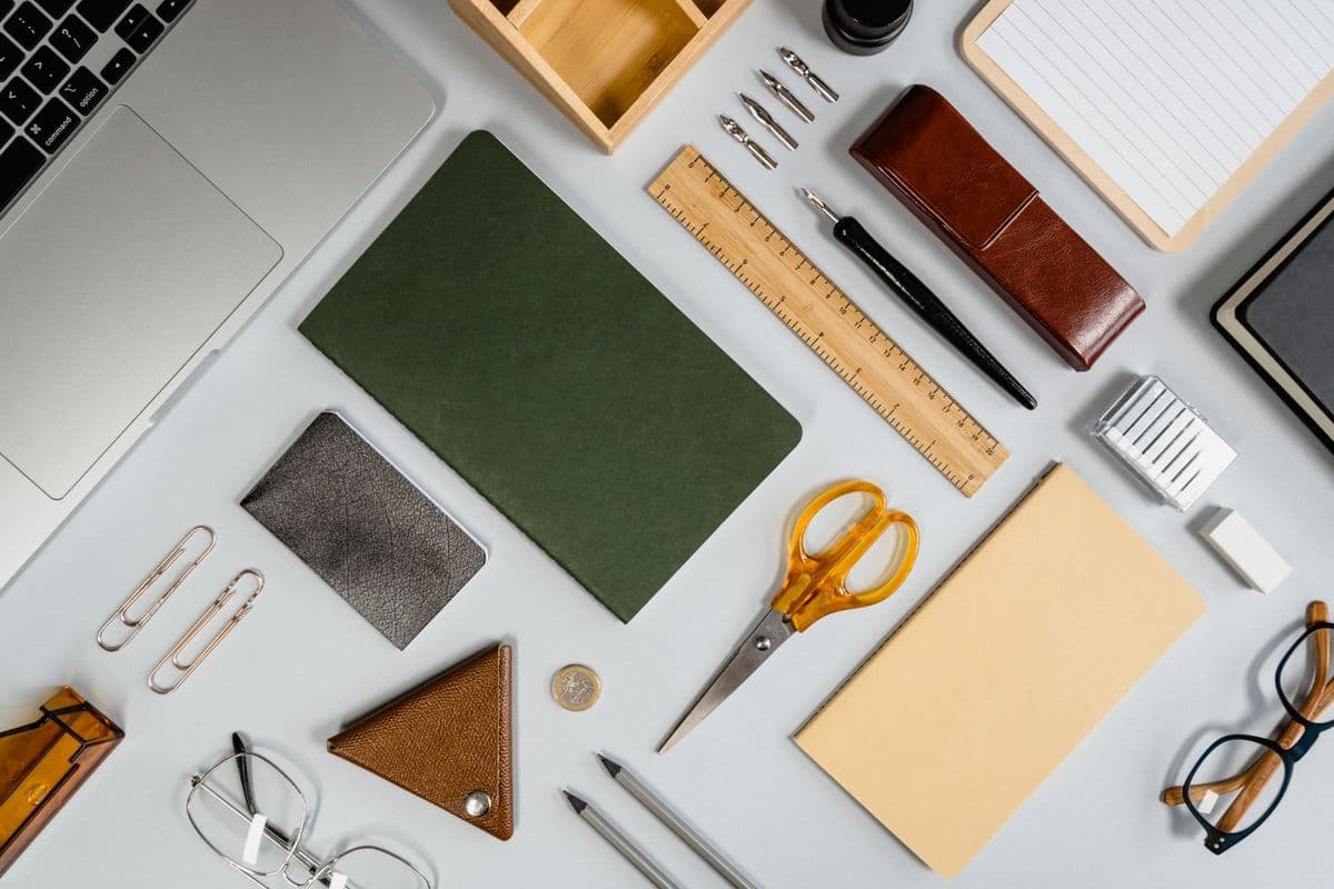 Büro und Schreibwaren — Reales Referenzfoto